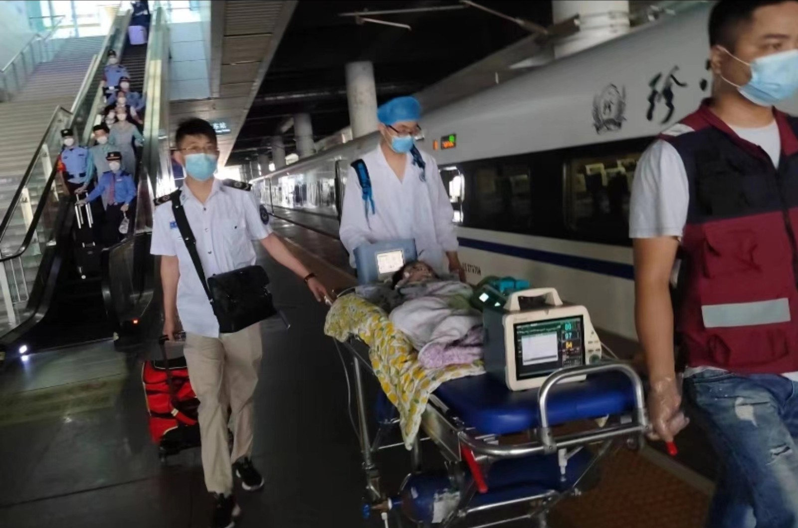 温岭市高铁转运公司